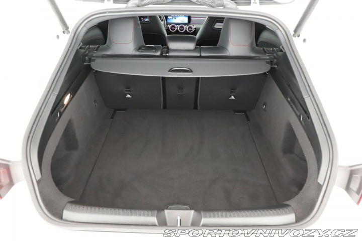 Mercedes-Benz CLA AMG Paket 200d 2023