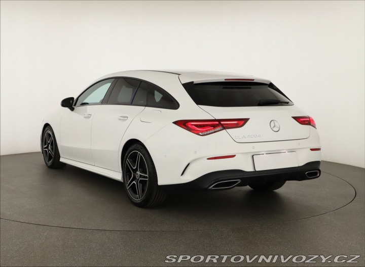 Mercedes-Benz CLA AMG Paket 200d 2023
