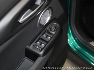 Alfa Romeo Tonale 1,3 PHEV 280k. Q4 Akční C 2023