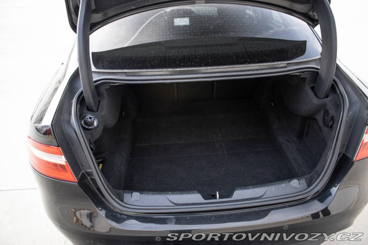 Jaguar XE 2.0 I4D Prestige 2016