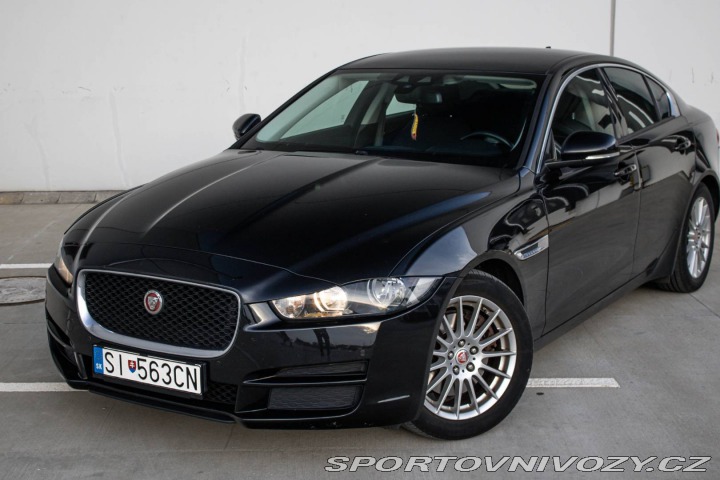 Jaguar XE 2.0 I4D Prestige 2016