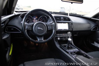 Jaguar XE 2.0 I4D Prestige 2016