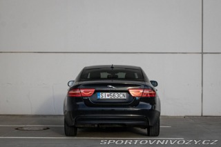 Jaguar XE 2.0 I4D Prestige 2016