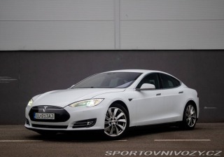 Tesla Model S 85D