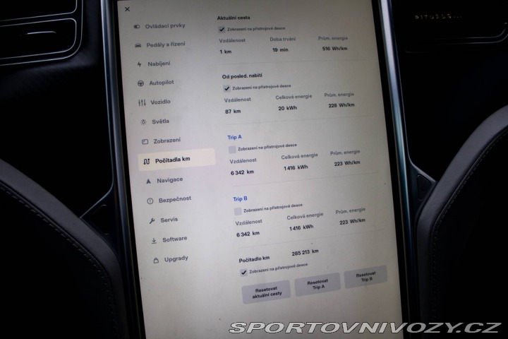 Tesla Model S 85D 2015