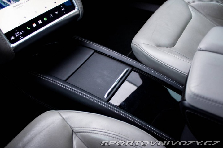 Tesla Model S 85D 2015