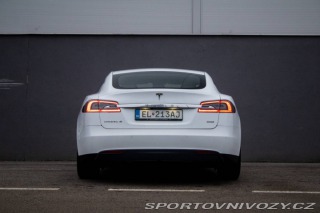 Tesla Model S 85D 2015