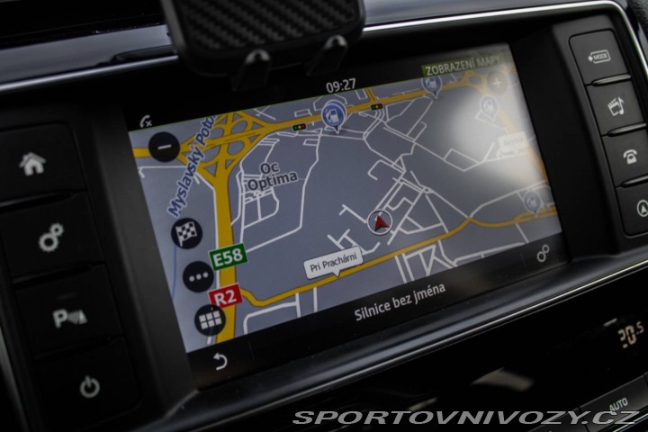 Jaguar XE 2.0 I4D 180k R-Sport AT 2017