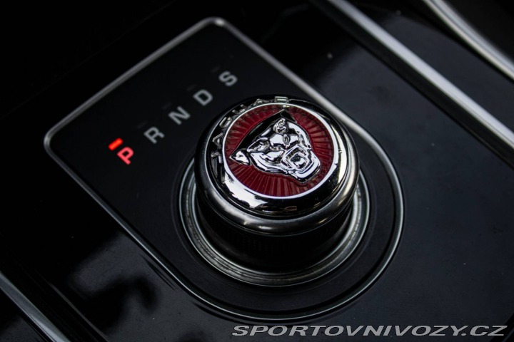 Jaguar XE 2.0 I4D 180k R-Sport AT 2017