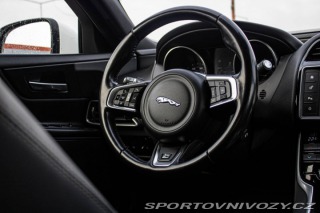 Jaguar XE 2.0 I4D 180k R-Sport  AT 2017