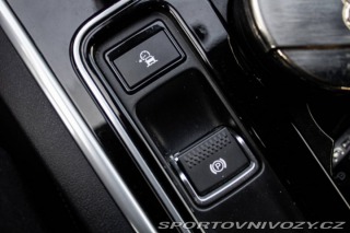 Jaguar XE 2.0 I4D 180k R-Sport  AT 2017