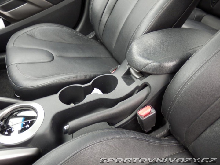 Hyundai Veloster 1.6i Prémium,Automat 2012