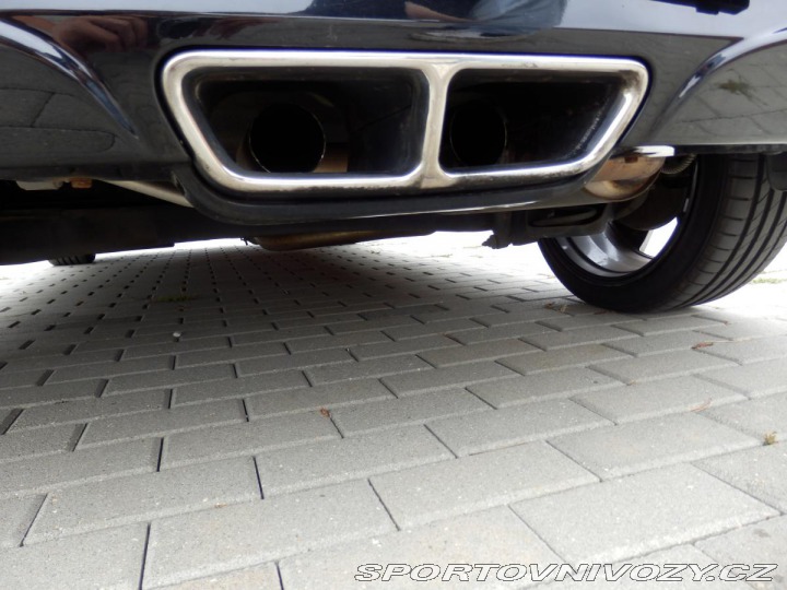Hyundai Veloster 1.6i Prémium,Automat 2012