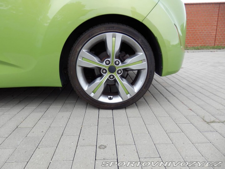 Hyundai Veloster 1.6i Prémium,Automat 2012