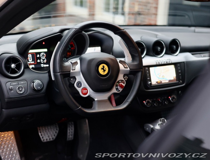 Ferrari FF 6.3 V12 4x4 *V záruke*Zd 2012
