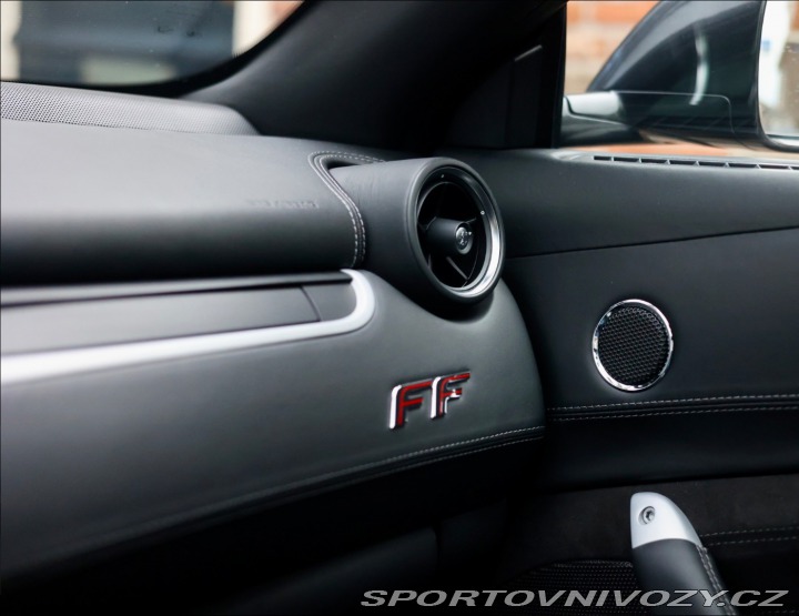Ferrari FF 6.3 V12 4x4 *V záruke*Zd 2012
