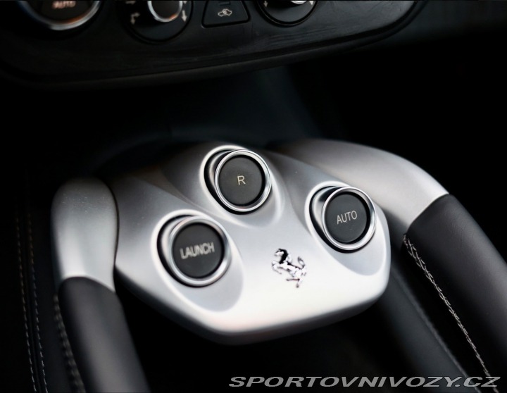 Ferrari FF 6.3 V12 4x4 *V záruke*Zd 2012