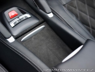 Ferrari FF 6.3 V12 4x4 *V záruke*Zd 2012