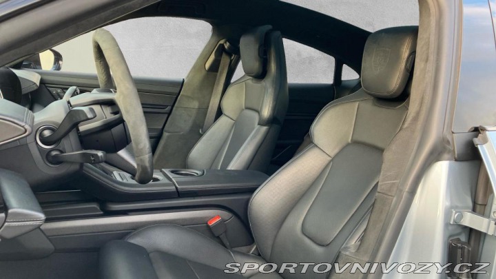 Porsche Taycan Turbo S 2022