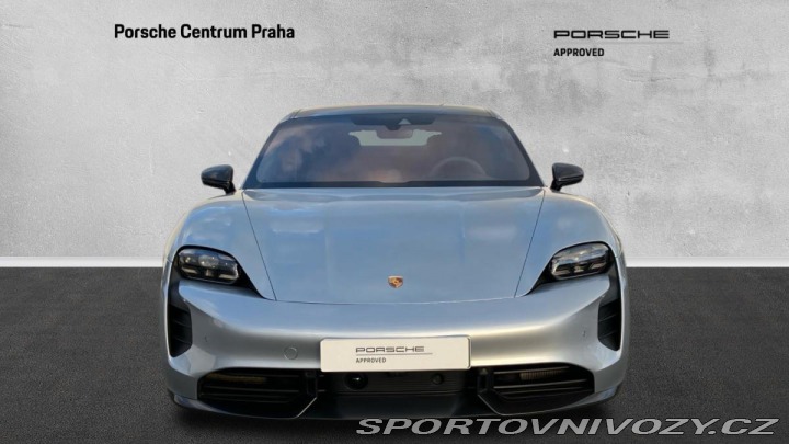 Porsche Taycan Turbo S 2022