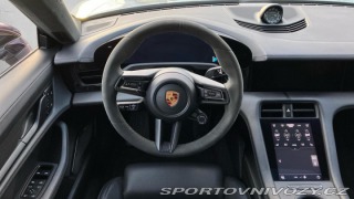 Porsche Taycan Turbo S 2022