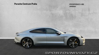 Porsche Taycan Turbo S 2022