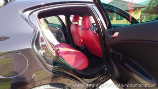 Alfa Romeo Giulietta Quadrifoglio Verde 2011