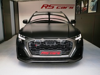Audi RS Q8 Full Spec / Akrapovič