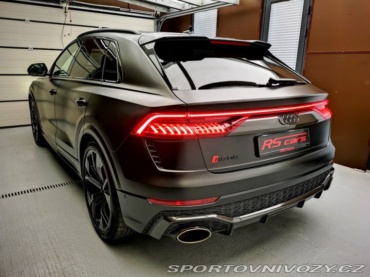 Audi RS Q8 Full Spec / Akrapovič 2023