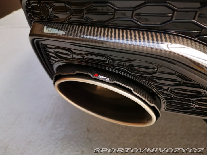 Audi RS Q8 Full Spec / Akrapovič 2023
