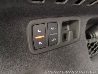 Audi RS Q8 Full Spec / Akrapovič 2023