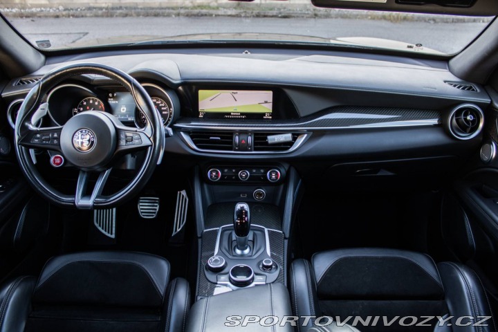 Alfa Romeo Stelvio 2.9 V6 Twin Turbo Q4 Qua 2018