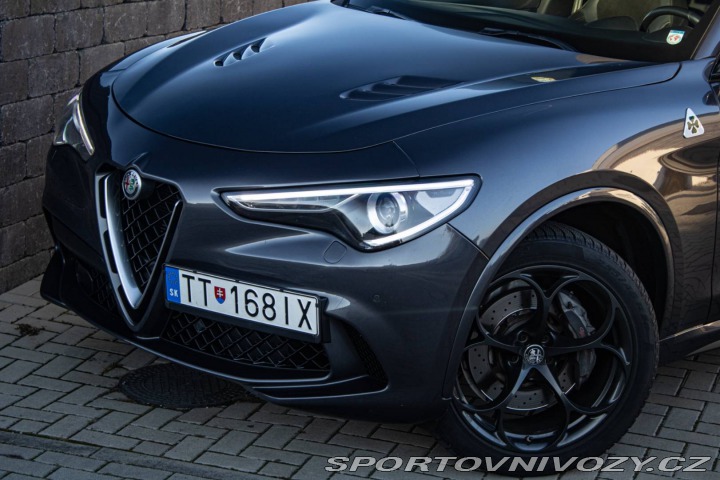 Alfa Romeo Stelvio 2.9 V6 Twin Turbo Q4 Qua 2018