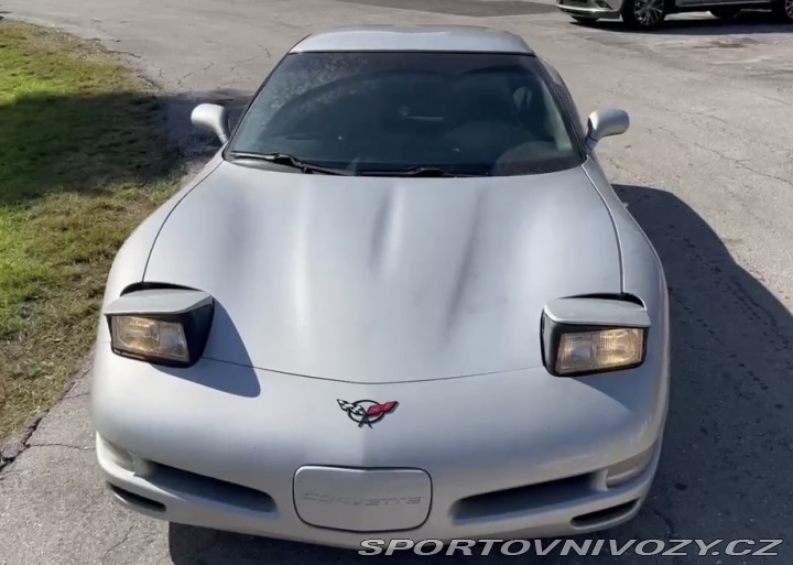 Chevrolet Corvette C5 manuál 1998