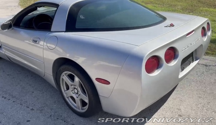 Chevrolet Corvette C5 manuál 1998