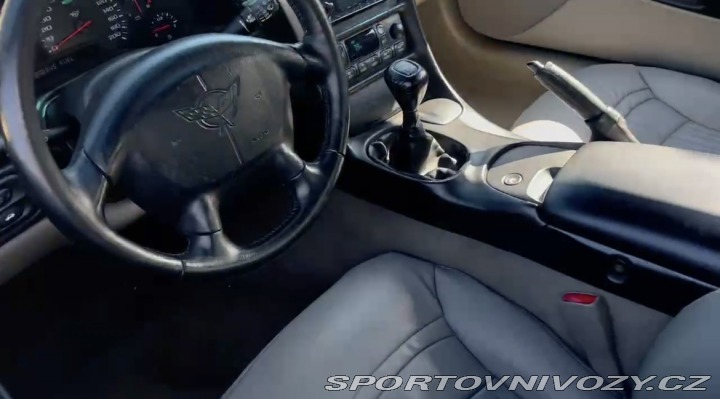 Chevrolet Corvette C5 manuál 1998