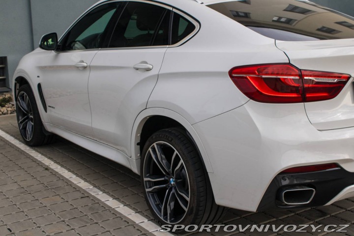 BMW X6 xDrive 30d M packet - So 2016
