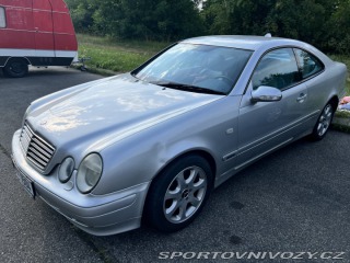 Mercedes-Benz CLK  2001