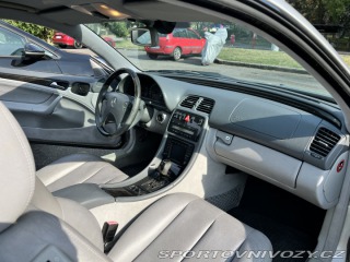 Mercedes-Benz CLK  2001