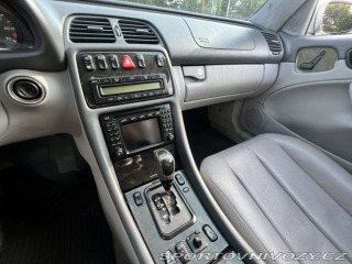 Mercedes-Benz CLK  2001