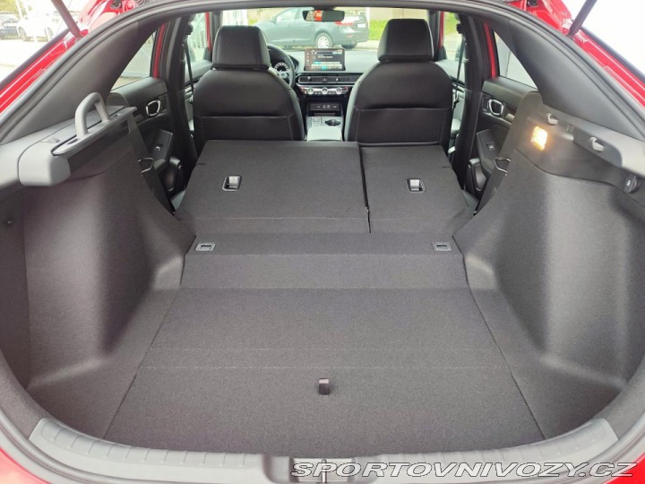 Honda Civic 2.0 e:HEV SPORT skladem 2025