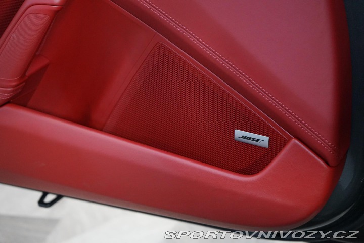 Porsche 911 992 Turbo Matrix Bose Zár 2022