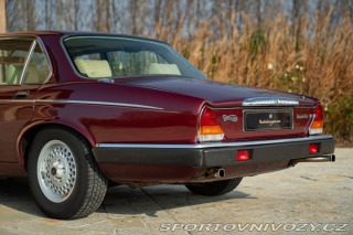 Ostatní značky Ostatní modely Daimler XJ DOUBLE SIX 1988