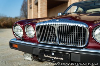 Ostatní značky Ostatní modely Daimler XJ DOUBLE SIX 1988