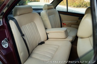 Ostatní značky Ostatní modely Daimler XJ DOUBLE SIX 1988
