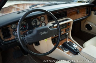 Ostatní značky Ostatní modely Daimler XJ DOUBLE SIX 1988