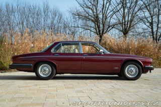 Ostatní značky Ostatní modely Daimler XJ DOUBLE SIX 1988