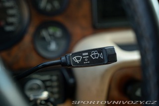 Ostatní značky Ostatní modely Daimler XJ DOUBLE SIX 1988