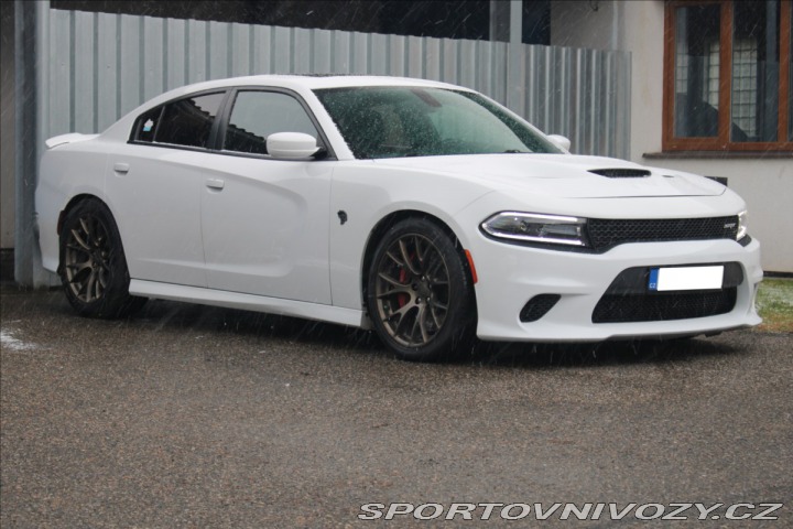 Dodge Charger 6,2 SRT Hellcat 2015