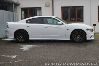Dodge Charger 6,2 SRT Hellcat 2015